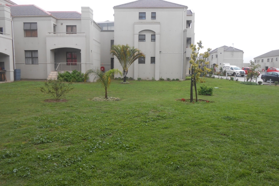 2 Bedroom Property for Sale in Vredekloof East Western Cape